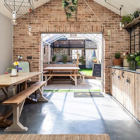 The Walled Garden At Cheshire Boutique Bathhouse 南特威奇 外观 照片
