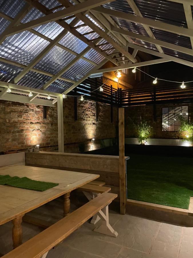 The Walled Garden At Cheshire Boutique Bathhouse 南特威奇 外观 照片