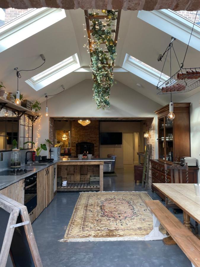 The Walled Garden At Cheshire Boutique Bathhouse 南特威奇 外观 照片