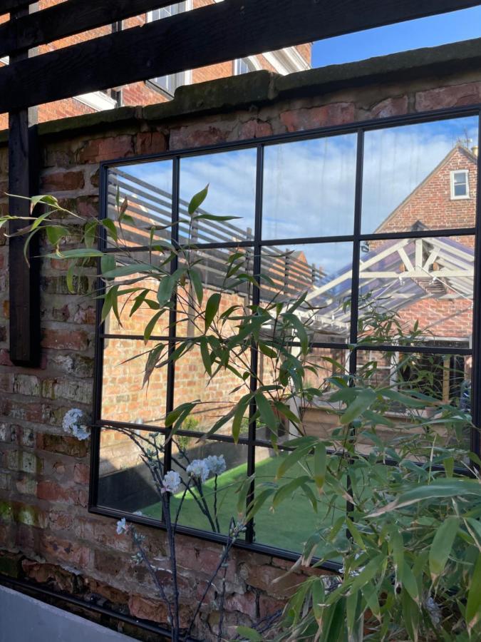 The Walled Garden At Cheshire Boutique Bathhouse 南特威奇 外观 照片