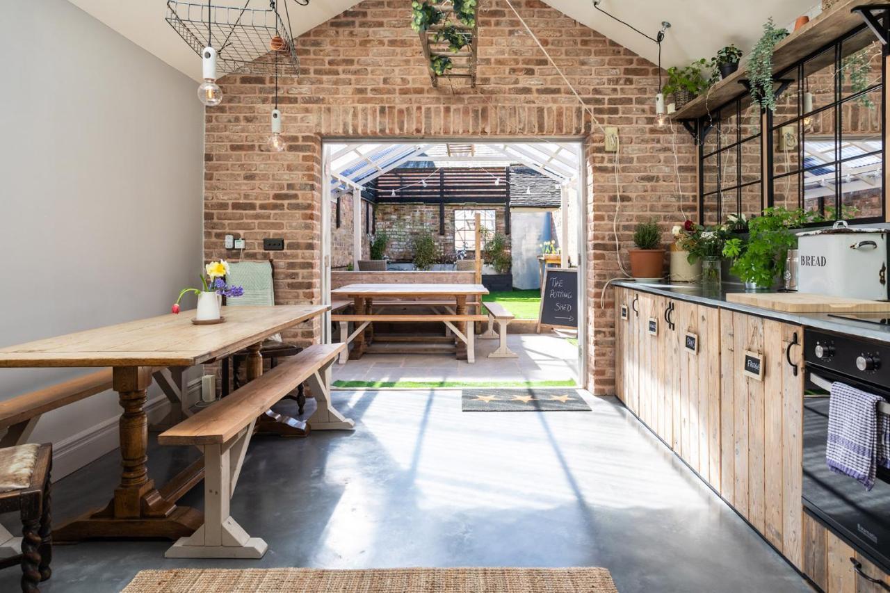The Walled Garden At Cheshire Boutique Bathhouse 南特威奇 外观 照片