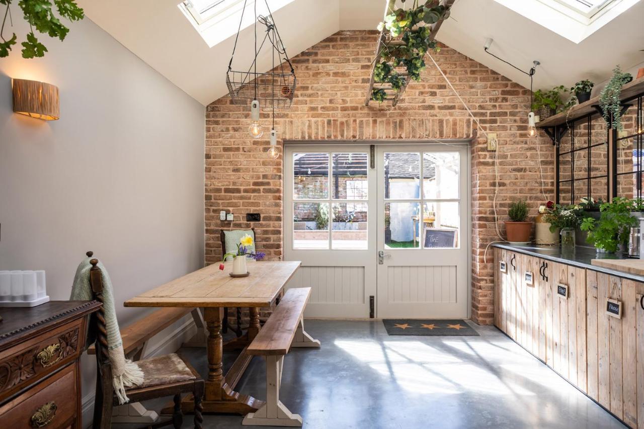 The Walled Garden At Cheshire Boutique Bathhouse 南特威奇 外观 照片
