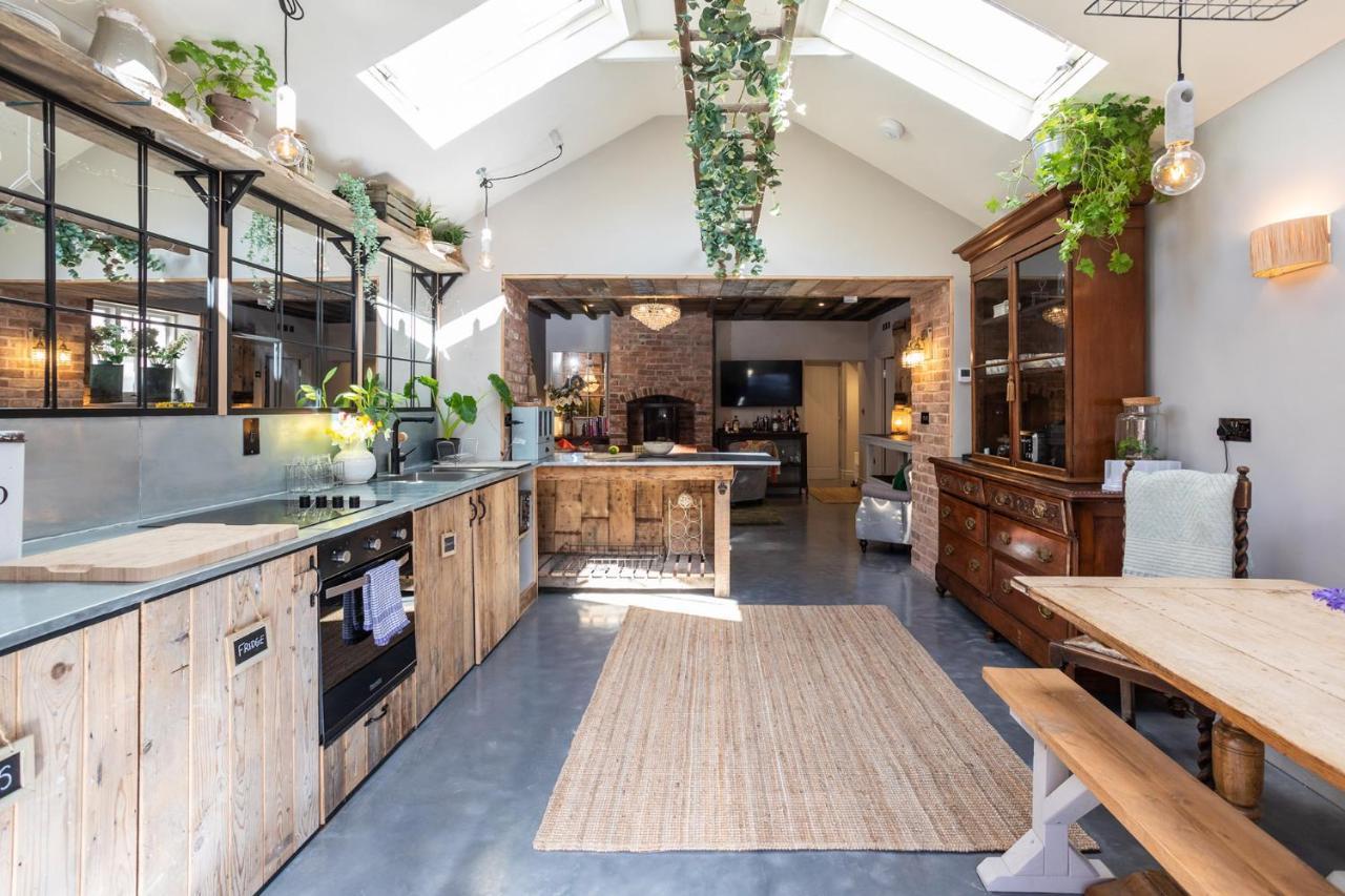 The Walled Garden At Cheshire Boutique Bathhouse 南特威奇 外观 照片
