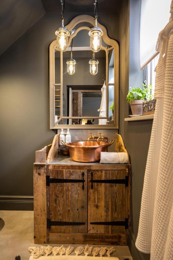 The Walled Garden At Cheshire Boutique Bathhouse 南特威奇 外观 照片