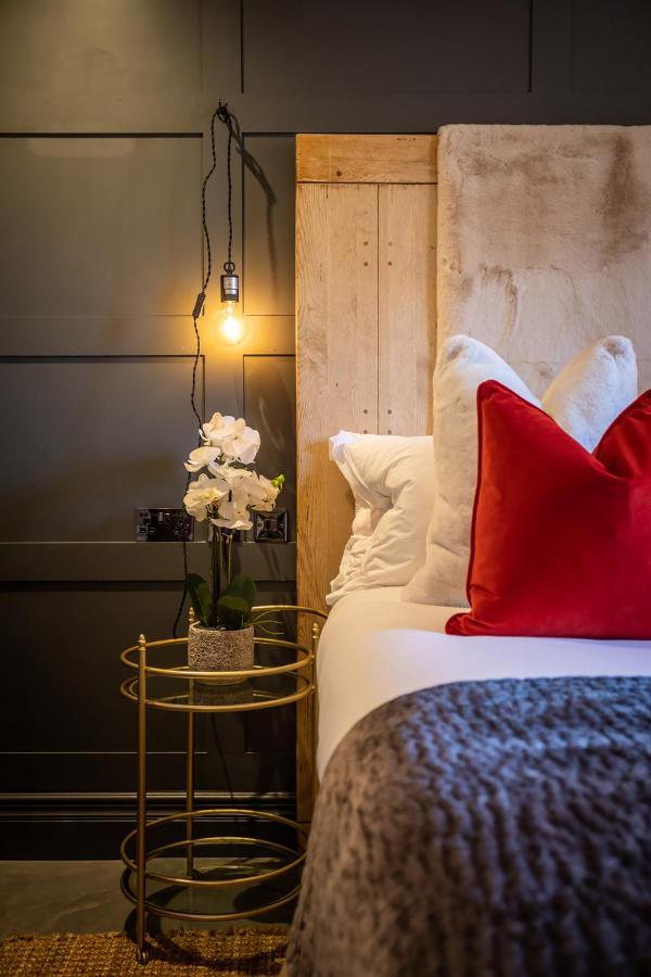 The Walled Garden At Cheshire Boutique Bathhouse 南特威奇 外观 照片
