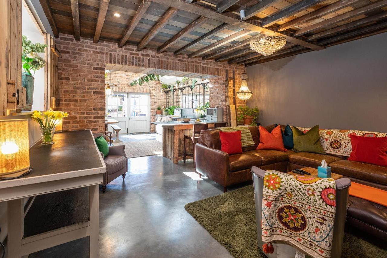 The Walled Garden At Cheshire Boutique Bathhouse 南特威奇 外观 照片