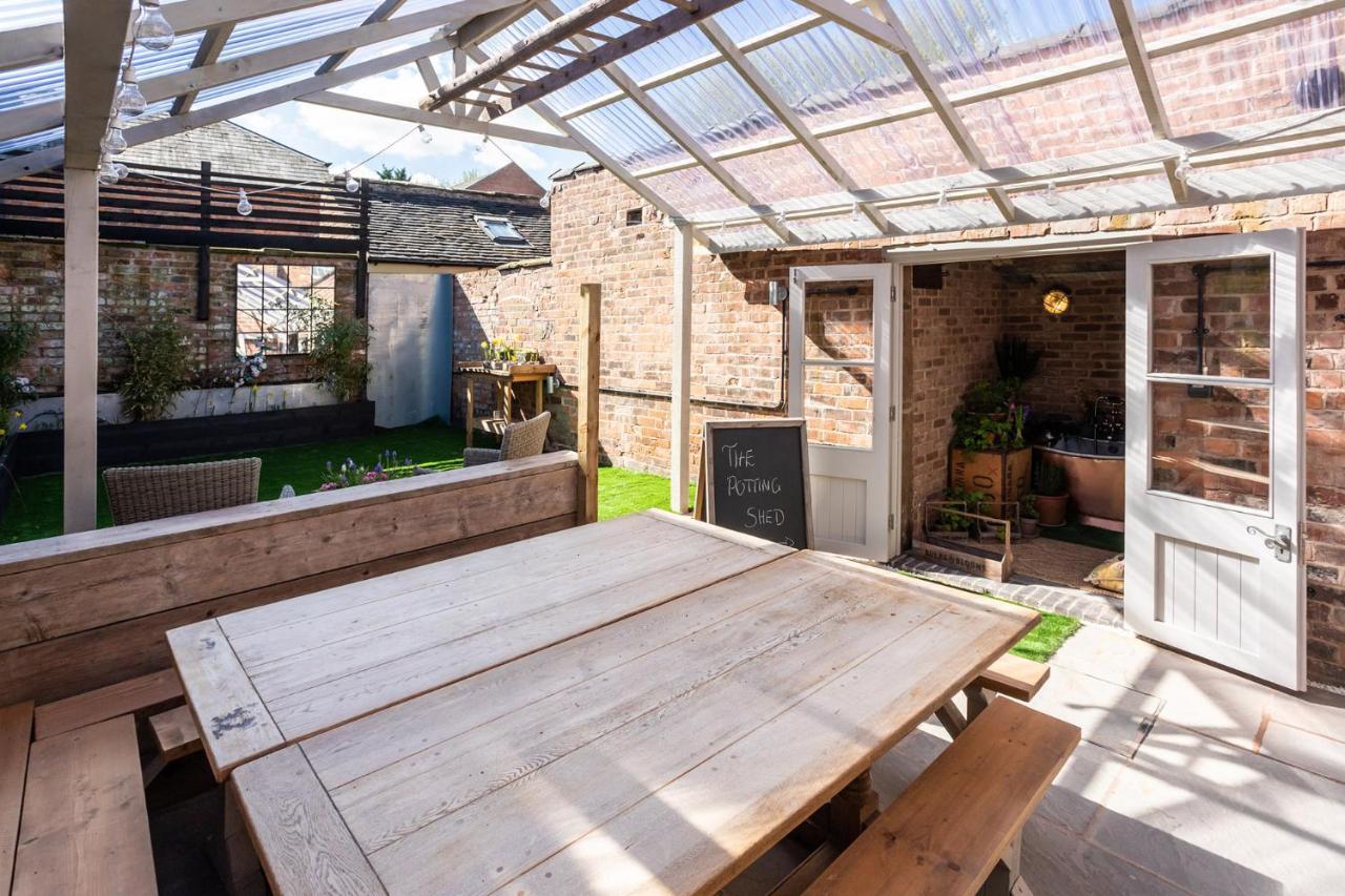 The Walled Garden At Cheshire Boutique Bathhouse 南特威奇 外观 照片